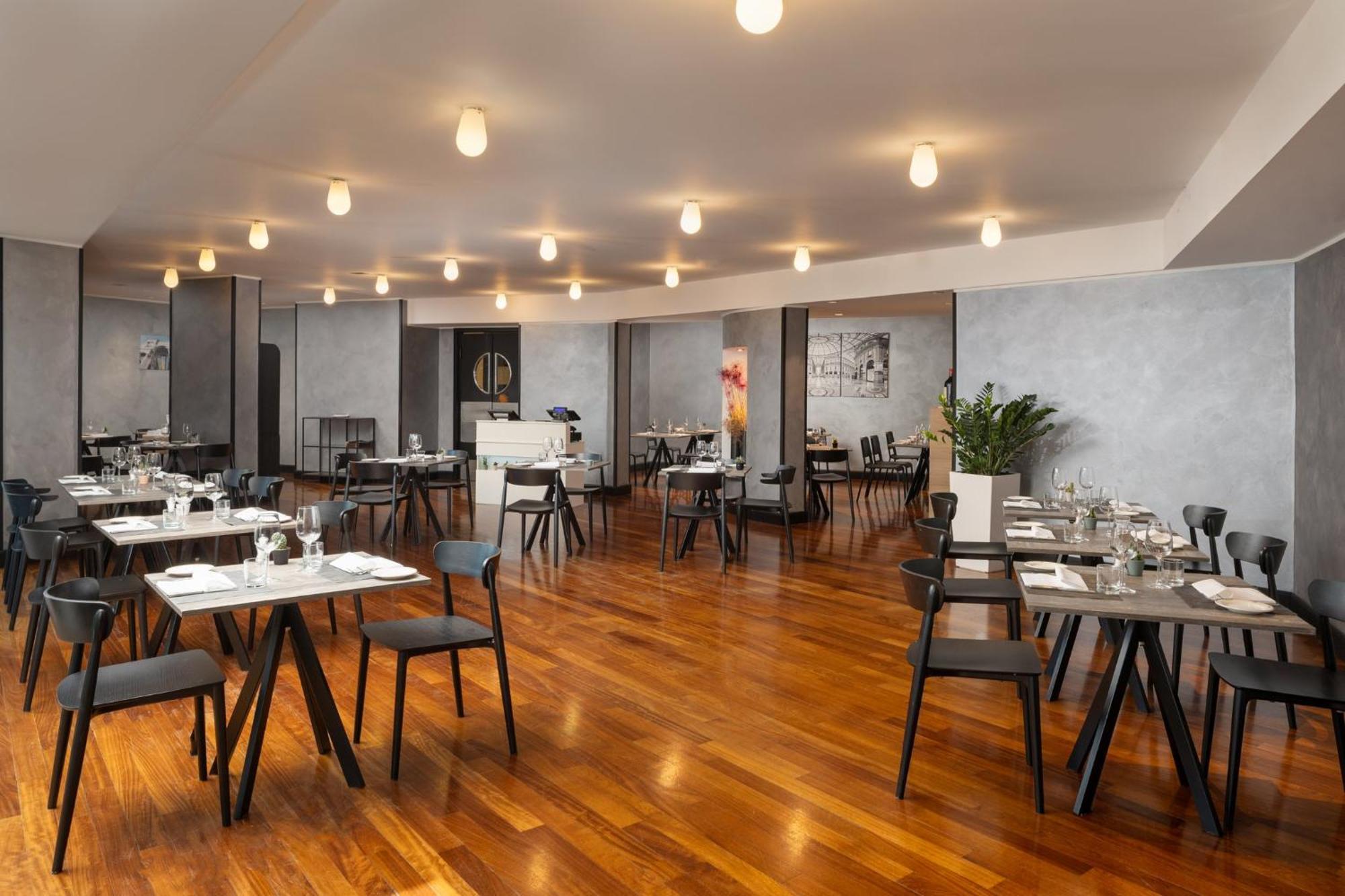 Crowne Plaza Milan Linate By Ihg Hotell San Donato Milanese Exteriör bild